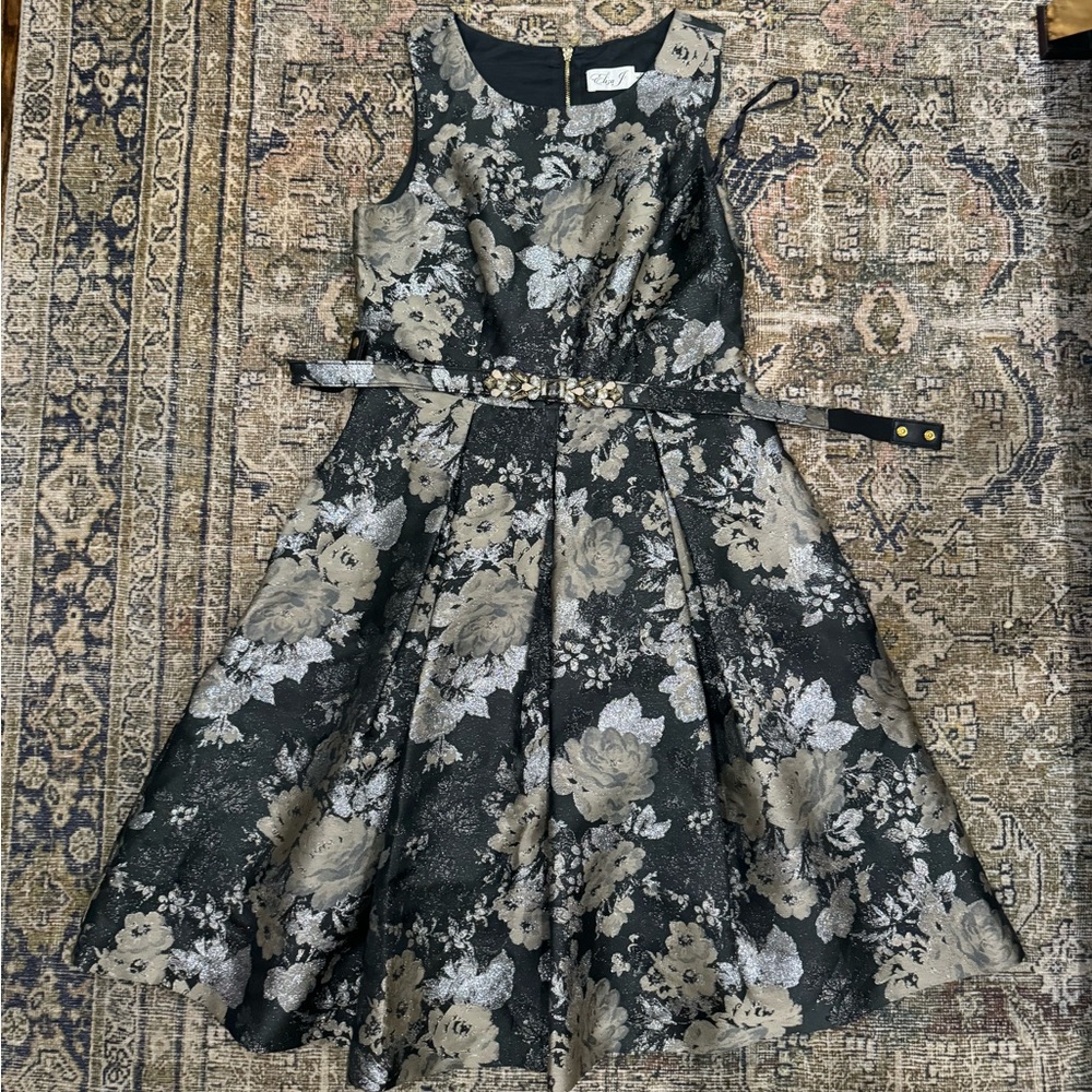 Eliza J . Like new . Very cute dress for Christmas